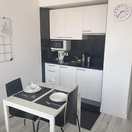 Ocean View Apartment *